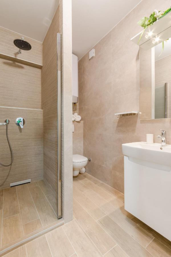Niro Apartman